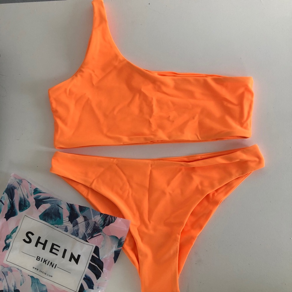 One shoulder neon bikini